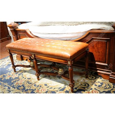 Банкетка в прихожую в коже