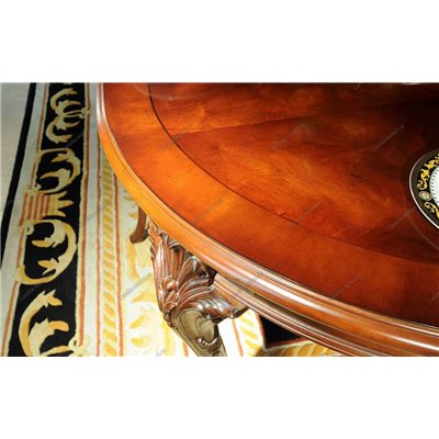 Обеденный стол классика