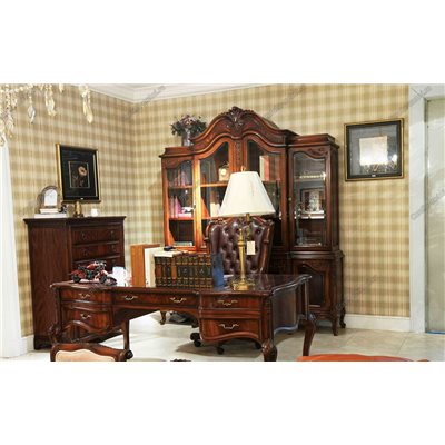 Письменный стол для кабинета