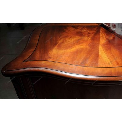 Письменный стол для кабинета