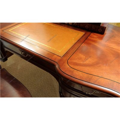 Письменный стол для кабинета