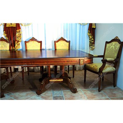 Обеденный стол классика