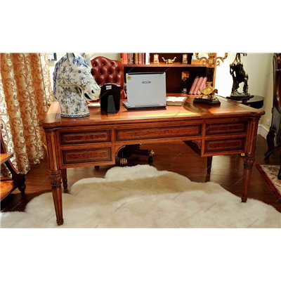 Письменный стол для кабинета