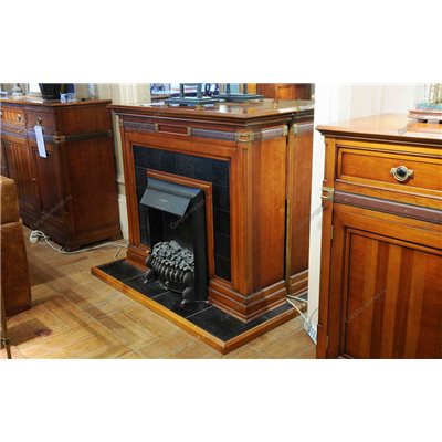 Обрамление камина с основанием