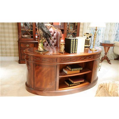 Письменный стол в классическом стиле