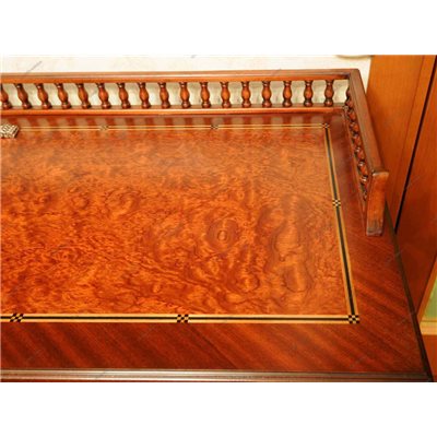 Тумба под телевизор из дерева высокая