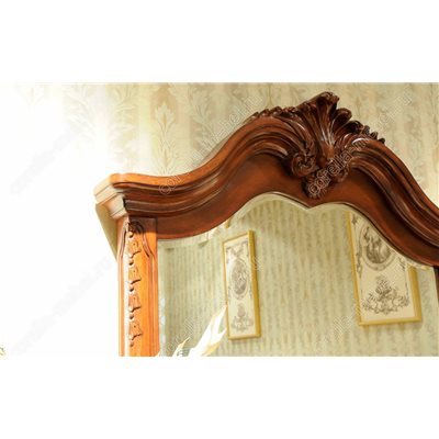 Зеркало настенное в классическом стиле