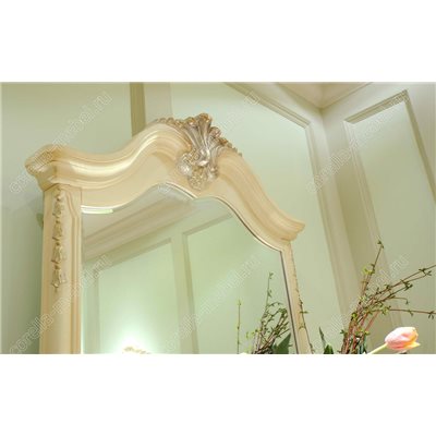 Зеркало настенное