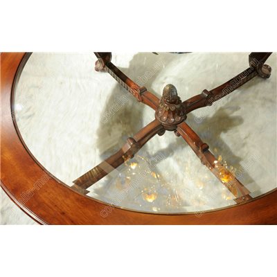 Журнальный стол в классическом стиле